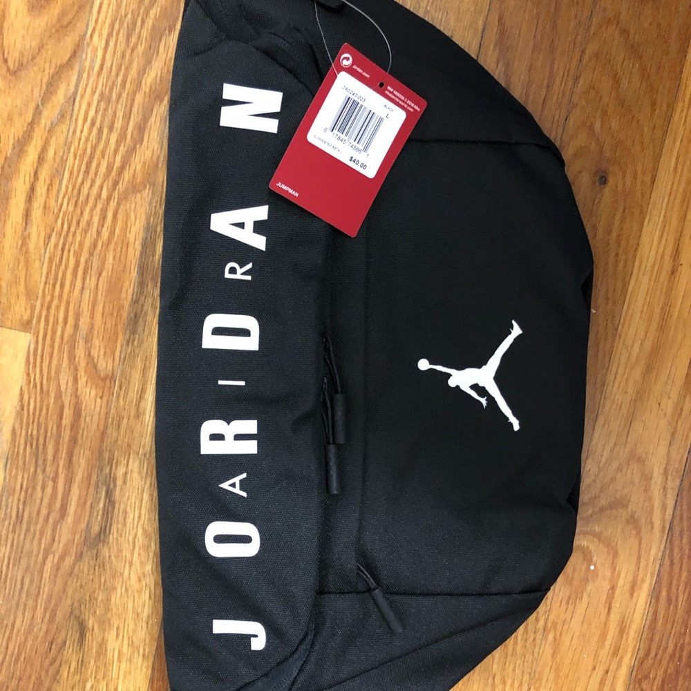 Jordan crossbody bag